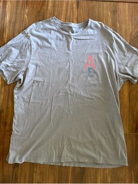 American Eagle Outfitters Short-Sleeve Crew Tee